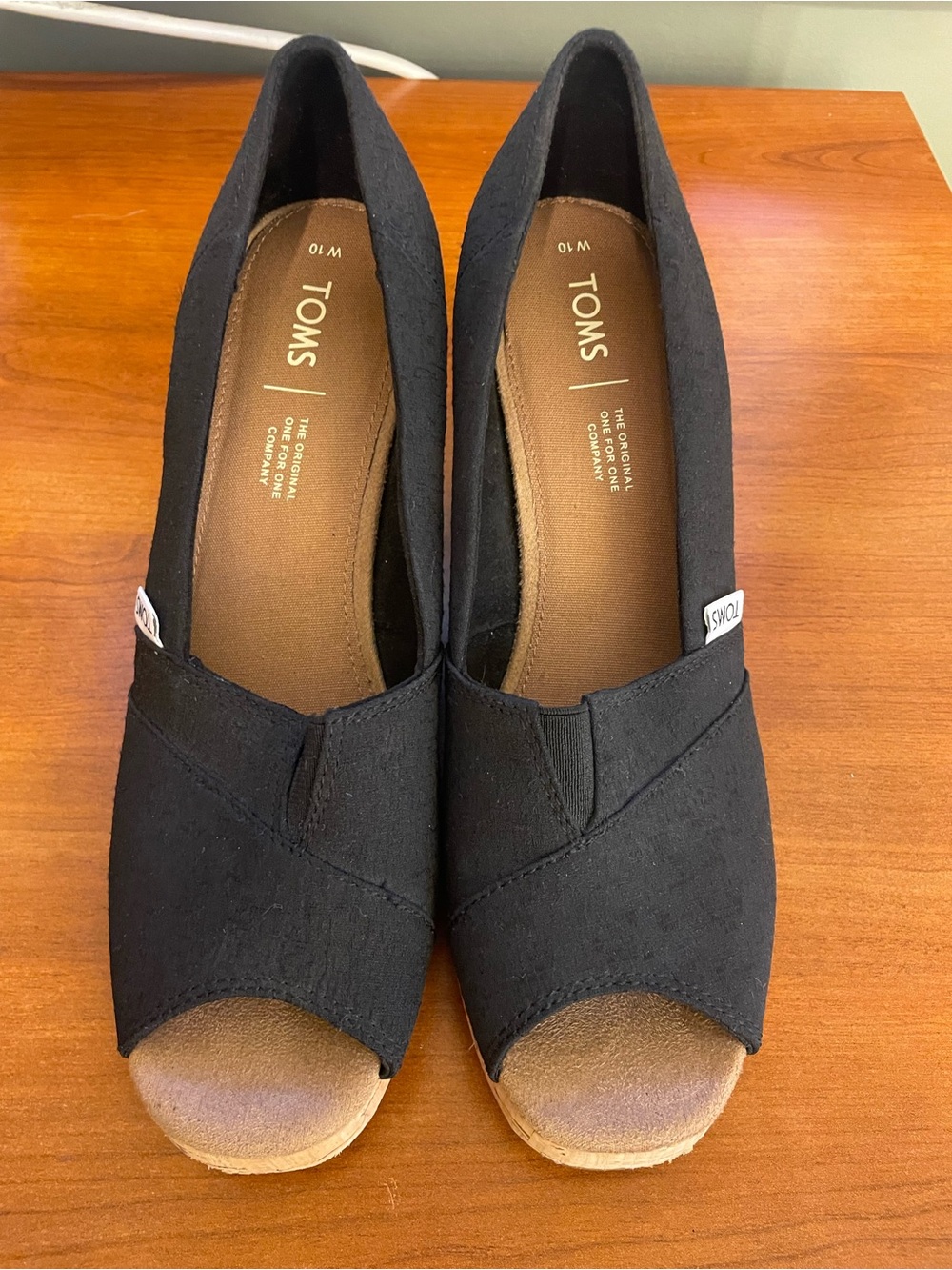 TOMS Women’s Black Peep-Toe Canvas Wedges Espadrilles Classic NWT